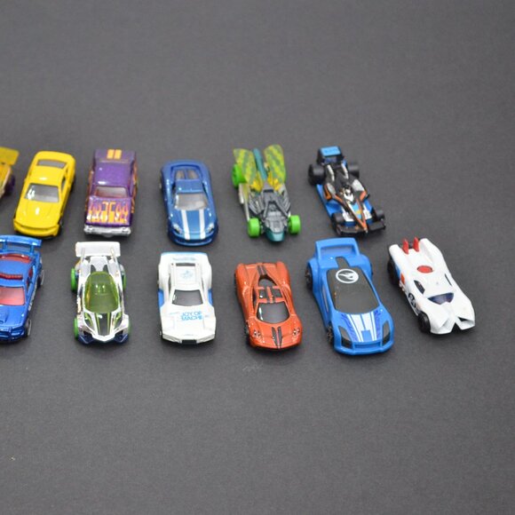 Hot wheels character cars lot - Picture 2 of 7